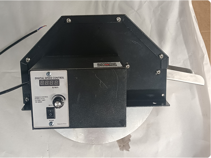 盘式可调速油水分离器